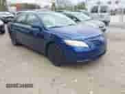 2007 Toyota Camry XLE z VIN JTNBE46K473061818, wystawiony jako IAAI lot #43560357 z przebiegiem 201 742 mil mil oraz . Historia ofert i sprzedaży dostępna na DreamBid. Obrazek 1.