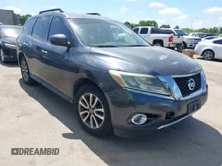 2014 Nissan Pathfinder S with VIN 5N1AR2MN3EC664158, listed as a IAAI auction lot 42239865 with 163,542 mi miles and . Bid and sale history available at DreamBid. Image 1.