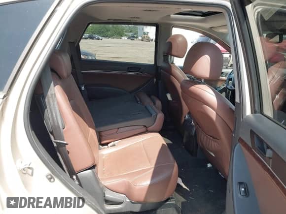 2008 Hyundai Veracruz GLS с VIN KM8NU73C58U052068, выставлен на аукционе IAAI как лот 42693532 с пробегом 150 914 миль миль и . История ставок и продаж доступна на DreamBid. Изображение 8.