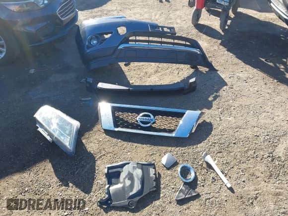 2014 Nissan Pathfinder Platinum Hybrid with VIN 5N1CR2MN5EC658290, listed as a IAAI auction lot 41041387 with 102,243 mi miles and . Bid and sale history available at DreamBid. Image 12.