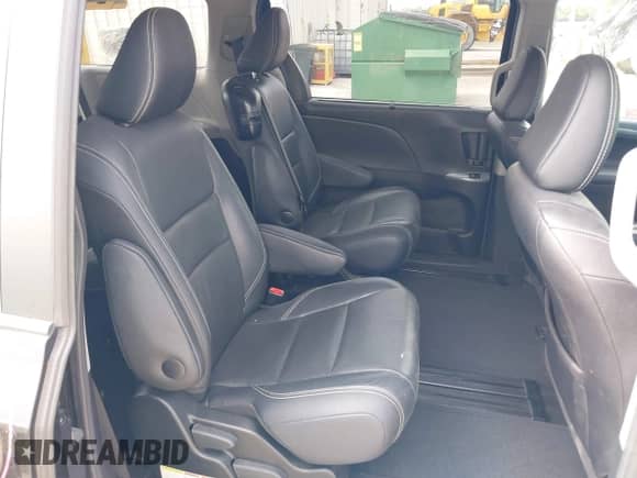 2017 Toyota Sienna SE with VIN 5TDXZ3DC4HS840494, listed as a IAAI auction lot 42418699 with 89,979 mi miles and . Bid and sale history available at DreamBid. Image 8.