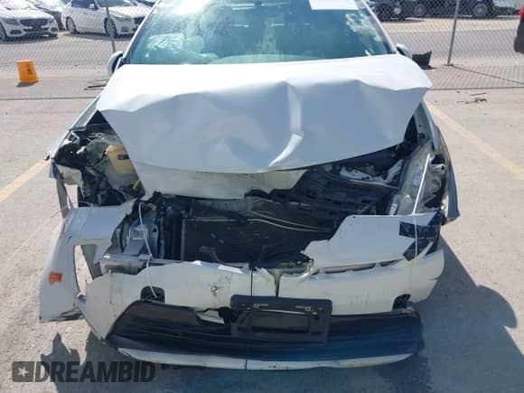 2015 Toyota Prius Four z VIN JTDKN3DU3F1930616, wystawiony jako IAAI lot #43283870 z przebiegiem Nie podano mil oraz . Historia ofert i sprzedaży dostępna na DreamBid. Obrazek 6.