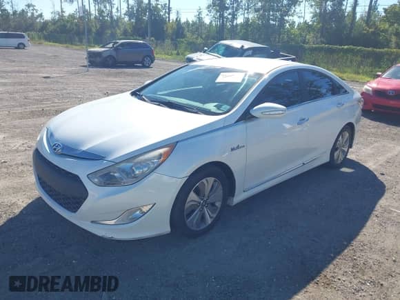 2013 Hyundai Sonata with VIN KMHEC4A45DA094250, listed as a IAAI auction lot 43468115 with 118,726 mi miles and . Bid and sale history available at DreamBid. Image 2.