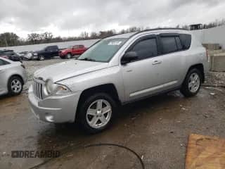 2010 Jeep Compass Latitude с VIN 1J4NF1FB1AD646011, выставлен на аукционе Copart как лот 79056184 с пробегом 178 737 миль миль и На запчасти • Non repairable. История ставок и продаж доступна на DreamBid. Изображение 1.