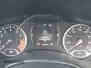 2018 Jeep Renegade Latitude z VIN ZACCJBBB2JPH59443, wystawiony jako IAAI lot #42555557 z przebiegiem 66 689 mil mil oraz . Historia ofert i sprzedaży dostępna na DreamBid. Obrazek 7.