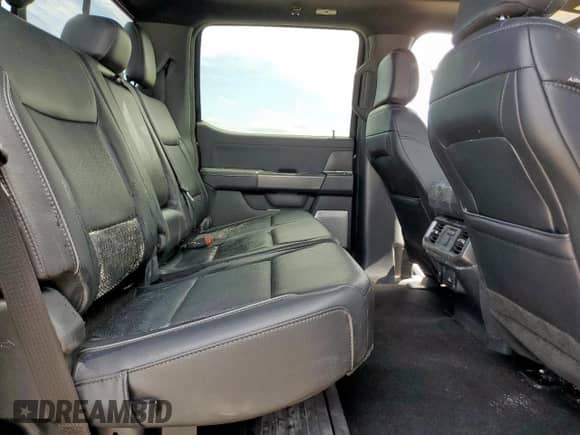 2024 Ford F-150 Lariat с VIN 1FTFW5L5XRFA95819, выставлен на аукционе Copart как лот 58554715 с пробегом Не указан миль и Списание • Salvage title. История ставок и продаж доступна на DreamBid. Изображение 10.