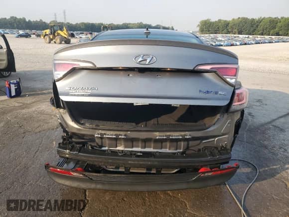2017 Hyundai Sonata SE z VIN KMHE24L36HA062582, wystawiony jako Copart lot #81249235 z przebiegiem 142 559 mil mil oraz Szkoda całkowita • Salvage title. Historia ofert i sprzedaży dostępna na DreamBid. Obrazek 6.
