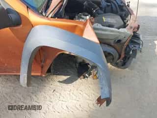 2006 Chevrolet Colorado Work Truck с VIN 1GCDT196768233521, выставлен на аукционе IAAI как лот 43255551 с пробегом Не указан миль и . История ставок и продаж доступна на DreamBid. Изображение 6.