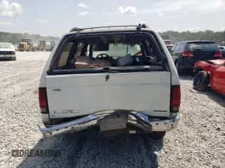 1993 Chevrolet Blazer LS с VIN 1GNCS13W7P2144096, выставлен на аукционе Copart как лот 66123774 с пробегом Не указан миль и Списание • Salvage title. История ставок и продаж доступна на DreamBid. Изображение 6.