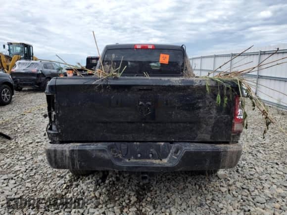 2018 Ram 1500 Express with VIN 1C6RR7FT1JS332307, listed as a Copart auction lot 66276965 with 42,221 mi miles and Non repairable. Bid and sale history available at DreamBid. Image 6.