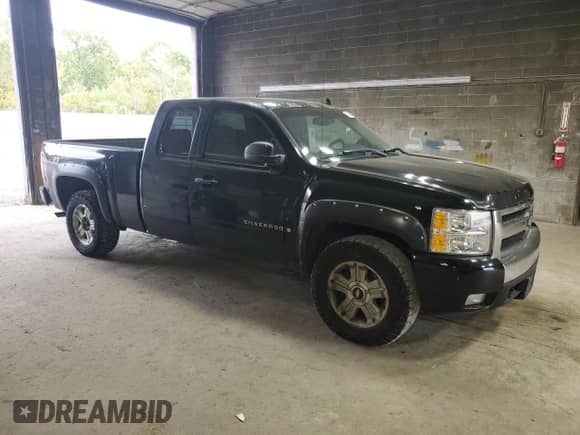 2007 Chevrolet Silverado 1500 1LT with VIN 2GCEK190171509697, listed as a Copart auction lot 80943505 with 264,365 mi miles and Clean title. Bid and sale history available at DreamBid. Image 4.