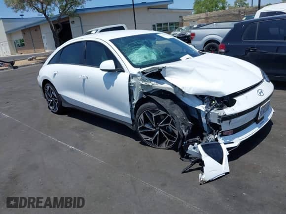 2024 Hyundai Ioniq 6 SEL с VIN KMHM34ACXRA070214, выставлен на аукционе IAAI как лот 42354965 с пробегом 11 586 миль миль и . История ставок и продаж доступна на DreamBid. Изображение 1.