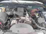 1996 Chevrolet Suburban z VIN 3GNEC16R9TG137633, wystawiony jako IAAI lot #42495496 z przebiegiem 256 177 mil mil oraz . Historia ofert i sprzedaży dostępna na DreamBid. Obrazek 10.