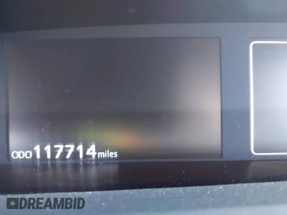 2018 Toyota Prius Plus z VIN JTDKARFP7J3075941, wystawiony jako IAAI lot #43061890 z przebiegiem 117 714 mil mil oraz . Historia ofert i sprzedaży dostępna na DreamBid. Obrazek 7.