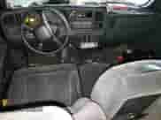 2001 Chevrolet Silverado 2500HD LS с VIN 1GCHC23UX1F106135, выставлен на аукционе Copart как лот 71551844 с пробегом 145 245 миль миль и Списание • Salvage title. История ставок и продаж доступна на DreamBid. Изображение 8.