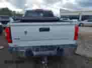 2018 Toyota Tundra SR с VIN 5TFUW5F18JX692272, выставлен на аукционе IAAI как лот 41421218 с пробегом 119 776 миль миль и . История ставок и продаж доступна на DreamBid. Изображение 16.