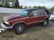 1998 Chevrolet Blazer LT z VIN 1GNDT13W9W2224077, wystawiony jako Copart lot #82865874 z przebiegiem 206 556 mil mil oraz Szkoda całkowita • Salvage title. Historia ofert i sprzedaży dostępna na DreamBid. Obrazek 1.