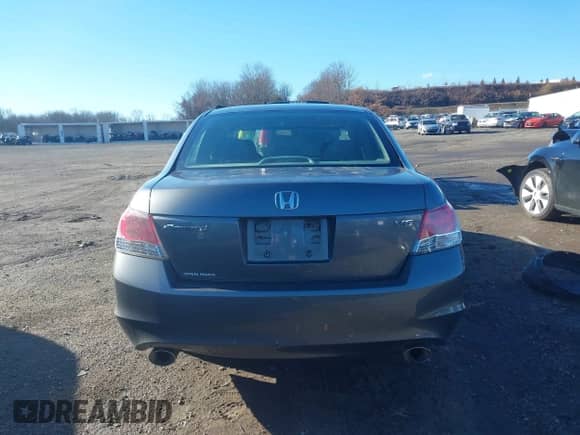 2009 Honda Accord с VIN 5KBCP36729B502328, выставлен на аукционе IAAI как лот 41196955 с пробегом 119 719 миль миль и . История ставок и продаж доступна на DreamBid. Изображение 17.
