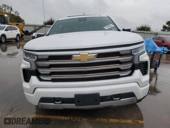 2022 Chevrolet Silverado 1500 High Country с VIN 1GCUDJED9NZ585932, выставлен на аукционе Copart как лот 73830903 с пробегом 12 613 миль миль и Списание • Salvage title. История ставок и продаж доступна на DreamBid. Изображение 5.