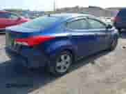 2013 Hyundai Elantra GLS z VIN KMHDH4AE8DU640866, wystawiony jako IAAI lot #42808349 z przebiegiem 121 269 mil mil oraz . Historia ofert i sprzedaży dostępna na DreamBid. Obrazek 4.