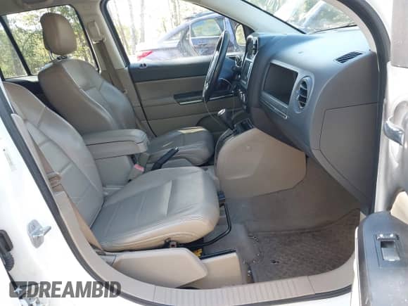 2011 Jeep Compass Limited с VIN 1J4NF5FB3BD158302, выставлен на аукционе IAAI как лот 43497375 с пробегом 153 803 миль миль и . История ставок и продаж доступна на DreamBid. Изображение 5.
