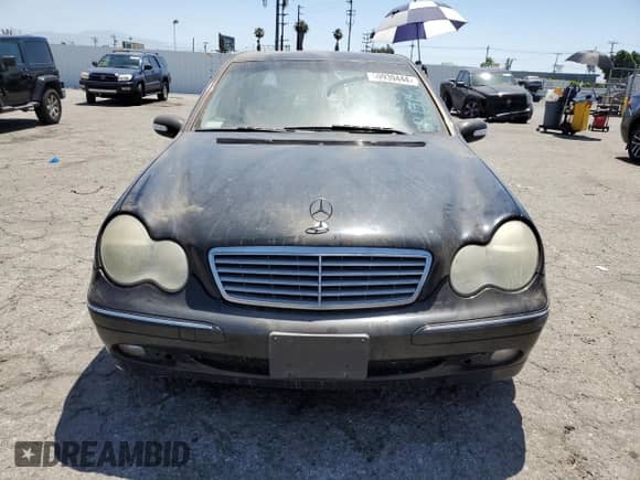 2004 Mercedes-Benz C 240 with VIN WDBRF81J64F453889, listed as a Copart auction lot 59939444 with 167,341 mi miles and Salvage title. Bid and sale history available at DreamBid. Image 5.