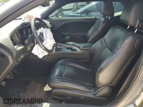2017 Dodge Challenger SXT Plus с VIN 2C3CDZAG0HH555480, выставлен на аукционе Copart как лот 65211604 с пробегом 162 476 миль миль и Списание • Salvage title. История ставок и продаж доступна на DreamBid. Изображение 7.