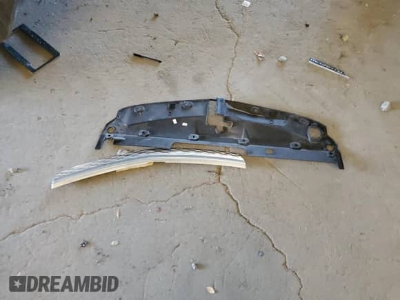 2015 Chevrolet Volt with VIN 1G1RD6E41FU110768, listed as a Copart auction lot 80996335 with 90,363 mi miles and Salvage title. Bid and sale history available at DreamBid. Image 12.