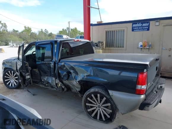 2003 GMC Sierra 1500 SLE с VIN 2GTEC19T331322964, выставлен на аукционе IAAI как лот 41340834 с пробегом 176 777 миль миль и . История ставок и продаж доступна на DreamBid. Изображение 14.