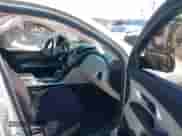 2010 Chevrolet Equinox LS z VIN 2CNFLCEW9A6221620, wystawiony jako IAAI lot #42932533 z przebiegiem 190 408 mil mil oraz . Historia ofert i sprzedaży dostępna na DreamBid. Obrazek 5.