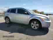 2011 Dodge Caliber Mainstreet z VIN 1B3CB3HAXBD254317, wystawiony jako Copart lot #66276155 z przebiegiem 65 684 mil mil oraz Czysty tytuł • Clean title. Historia ofert i sprzedaży dostępna na DreamBid. Obrazek 4.