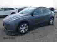 2023 Tesla Model Y Long Range z VIN 7SAYGDEE5PA208753, wystawiony jako IAAI lot #43211154 z przebiegiem 40 499 mil mil oraz . Historia ofert i sprzedaży dostępna na DreamBid. Obrazek 2.