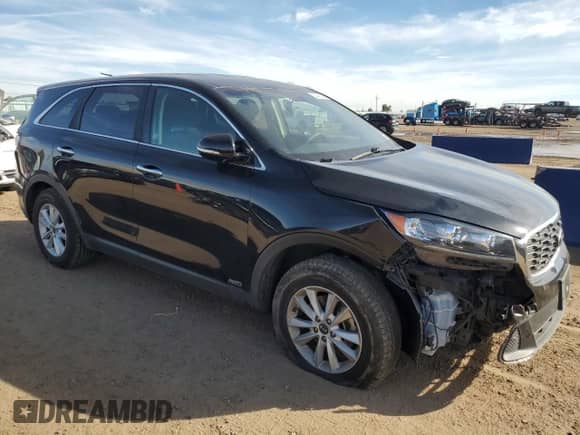 2020 Kia Sorento LX with VIN 5XYPGDA33LG634623, listed as a Copart auction lot 84452235 with 41,501 mi miles and Salvage title. Bid and sale history available at DreamBid. Image 4.