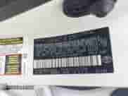 2023 Toyota Camry SE z VIN 4T1G11AK7PU806613, wystawiony jako IAAI lot #43396453 z przebiegiem 43 668 mil mil oraz . Historia ofert i sprzedaży dostępna na DreamBid. Obrazek 9.