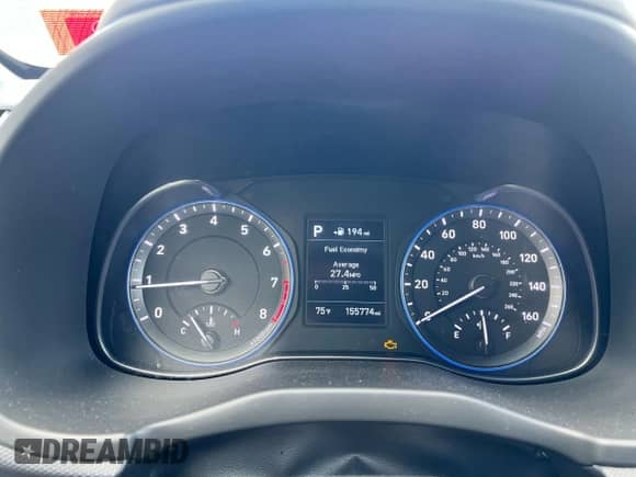 2018 Hyundai Kona SE z VIN KM8K1CAA7JU177889, wystawiony jako Copart lot #80007155 z przebiegiem 155 774 mil mil oraz Czysty tytuł • Clean title. Historia ofert i sprzedaży dostępna na DreamBid. Obrazek 8.