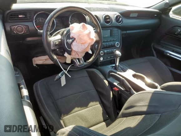 2016 Ford Mustang V6 with VIN 1FA6P8AM9G5215465, listed as a Copart auction lot 81977775 with 111,472 mi miles and Salvage title. Bid and sale history available at DreamBid. Image 8.