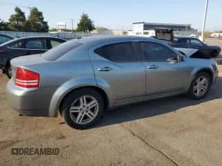2008 Dodge Avenger SXT z VIN 1B3LC56K48N683010, wystawiony jako Copart lot #71578374 z przebiegiem 128 845 mil mil oraz Szkoda całkowita • Salvage title. Historia ofert i sprzedaży dostępna na DreamBid. Obrazek 3.