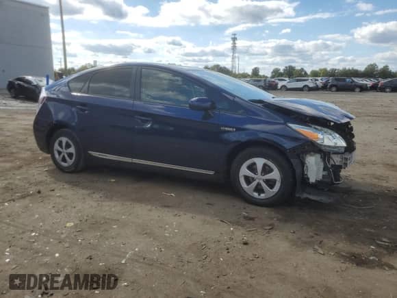 2014 Toyota Prius Three с VIN JTDKN3DU3E0388325, выставлен на аукционе Copart как лот 85782275 с пробегом 218 621 миль миль и Списание • Salvage title. История ставок и продаж доступна на DreamBid. Изображение 4.