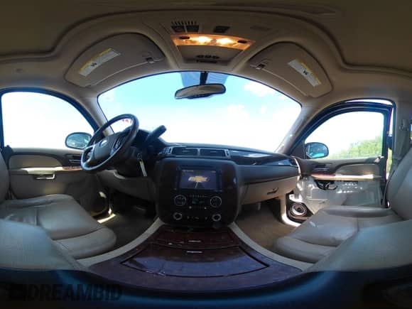 2012 Chevrolet Tahoe LTZ с VIN 1GNSKCE07CR327306, выставлен на аукционе IAAI как лот 41992514 с пробегом 213 617 миль миль и . История ставок и продаж доступна на DreamBid. Изображение 19.