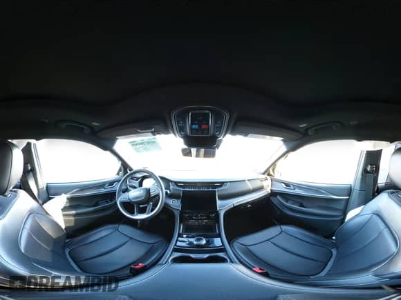 2025 Jeep Grand Cherokee Limited z VIN 1C4RJKBGXS8674655, wystawiony jako IAAI lot #43373003 z przebiegiem 4 275 mil mil oraz . Historia ofert i sprzedaży dostępna na DreamBid. Obrazek 18.