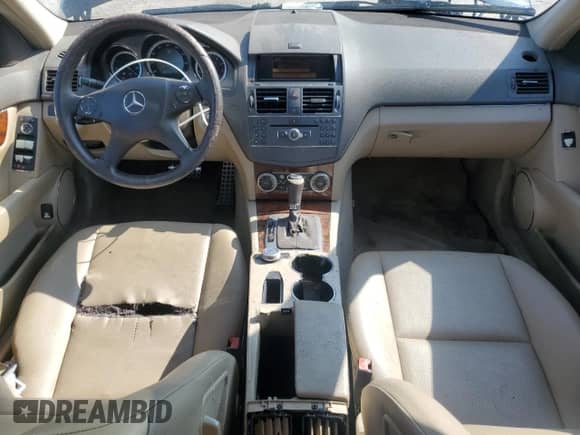 2010 Mercedes-Benz C 300 Sport with VIN WDDGF5EB2AR103962, listed as a Copart auction lot 60087725 with 285,644 mi miles and Salvage title. Bid and sale history available at DreamBid. Image 8.