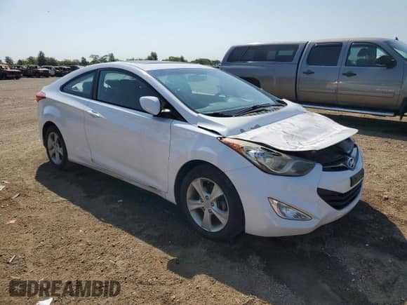 2013 Hyundai Elantra GS с VIN KMHDH6AE1DU020615, выставлен на аукционе Copart как лот 80195875 с пробегом 96 612 миль миль и Списание • Salvage title. История ставок и продаж доступна на DreamBid. Изображение 4.