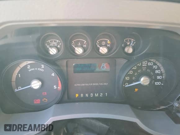 2014 Ford F-250 XL с VIN 1FT7W2AT8EEA41102, выставлен на аукционе Copart как лот 44681474 с пробегом 279 429 миль миль и Списание • Salvage title. История ставок и продаж доступна на DreamBid. Изображение 9.