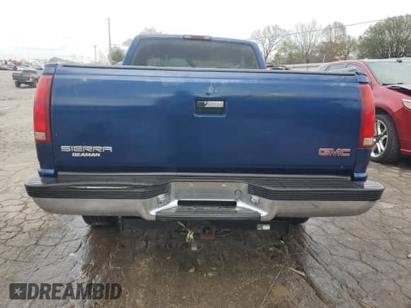 1998 GMC Sierra 1500 z VIN 2GTEC19M7W1508312, wystawiony jako Copart lot #79460454 z przebiegiem 303 454 mil mil oraz Szkoda całkowita • Salvage title. Historia ofert i sprzedaży dostępna na DreamBid. Obrazek 6.