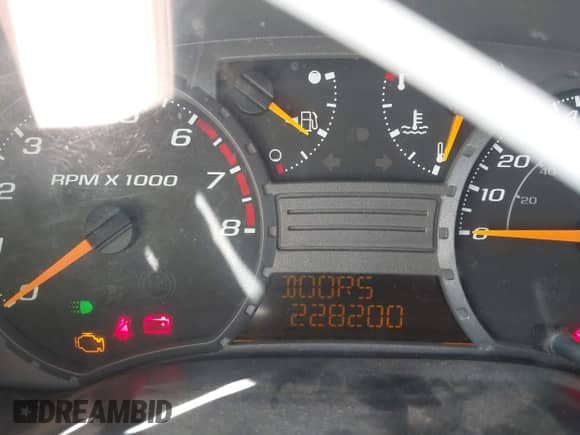 2004 Chevrolet Colorado LS ZQ8 z VIN 1GCCS146448103280, wystawiony jako IAAI lot #42310311 z przebiegiem 228 200 mil mil oraz . Historia ofert i sprzedaży dostępna na DreamBid. Obrazek 7.
