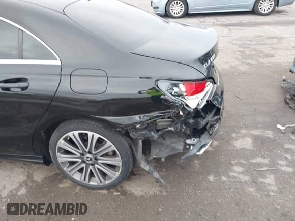 2018 Mercedes-Benz CLA 250 with VIN WDDSJ4GB2JN525771, listed as a IAAI auction lot 43026492 with 87,856 mi miles and . Bid and sale history available at DreamBid. Image 6.