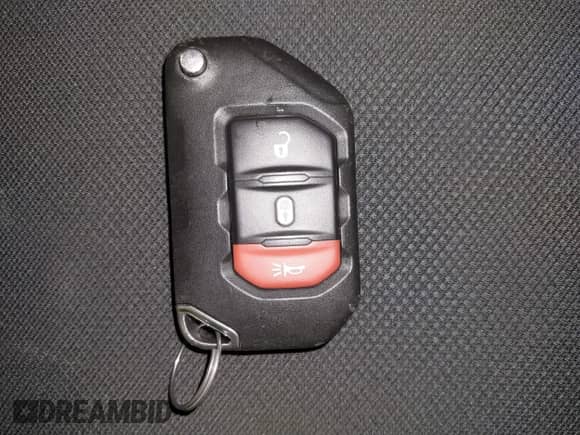 2021 Jeep Wrangler Unlimited 80th Anniversary with VIN 1C4HJXDG3MW769305, listed as a IAAI auction lot 41567149 with 47,652 mi miles and . Bid and sale history available at DreamBid. Image 11.