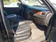 2012 Chevrolet Suburban LT с VIN 1GNSCJE01CR326427, выставлен на аукционе IAAI как лот 43266823 с пробегом 190 011 миль миль и . История ставок и продаж доступна на DreamBid. Изображение 5.