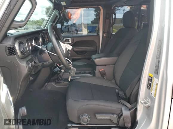 2022 Jeep Wrangler Unlimited Sport with VIN 1C4HJXDN7NW251780, listed as a Copart auction lot 70247304 with 25,935 mi miles and Salvage title. Bid and sale history available at DreamBid. Image 7.