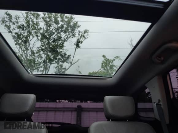 2017 Hyundai Santa Fe Limited Ultimate z VIN KM8SR4HF4HU179125, wystawiony jako Copart lot #71579145 z przebiegiem 104 086 mil mil oraz Szkoda całkowita • Salvage title. Historia ofert i sprzedaży dostępna na DreamBid. Obrazek 10.